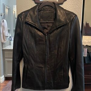 Avanti New York Women’s Soft Black Leather Jacket Size M